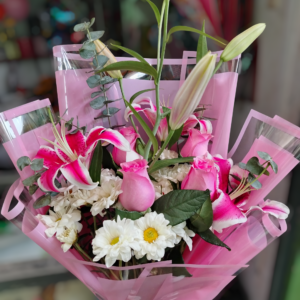 Ramo de Lirios con Rosas